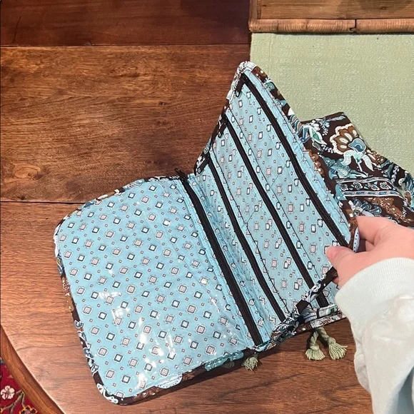 Vera Bradley Jewelry Bag in Retired Java Blue Pattern - Picture 4 of 6